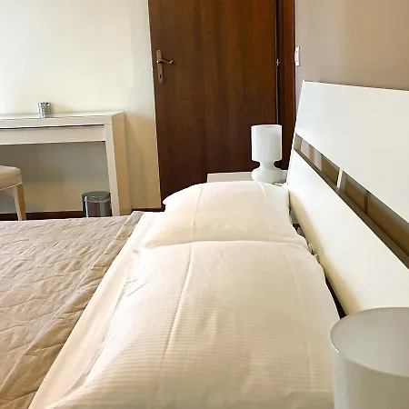 Paradiso Bed & Breakfast 3*