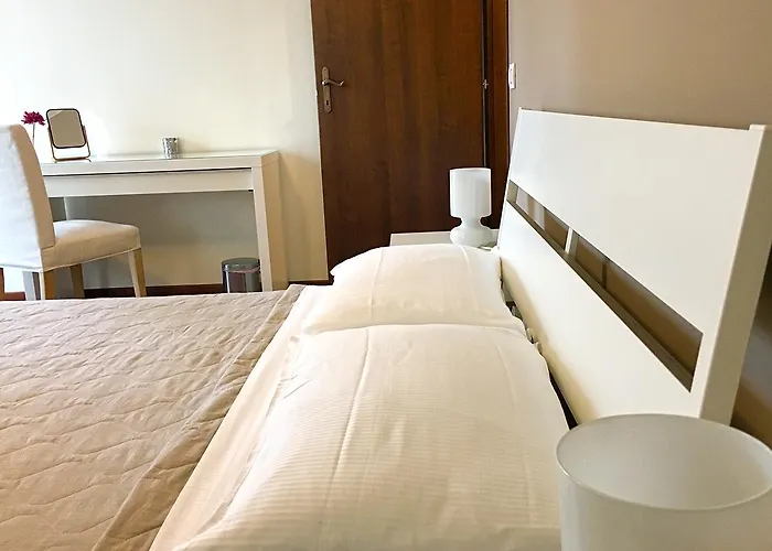 Paradiso Frühstückspension 3*